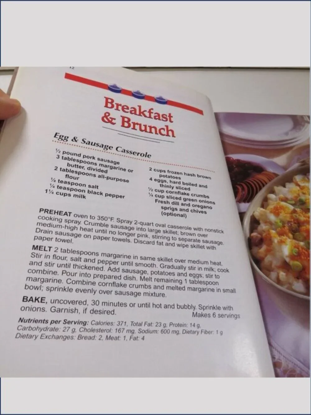 Country Casseroles by Easy Home Cooking 94pgs color pictures 1990s